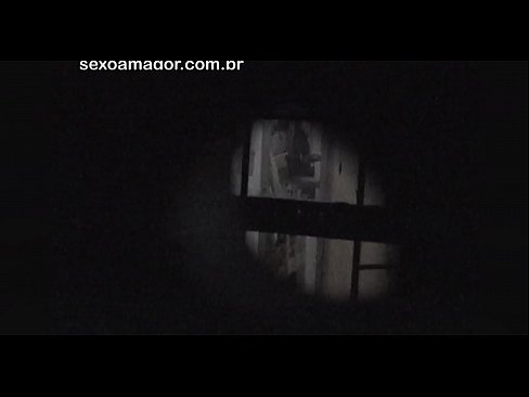 ❤️ Blondie blir hemligt videofilmad av en voyeur från grannskapet gömd bakom ihåliga tegelstenar ❤️ Porno at us sv.recetasketo.top